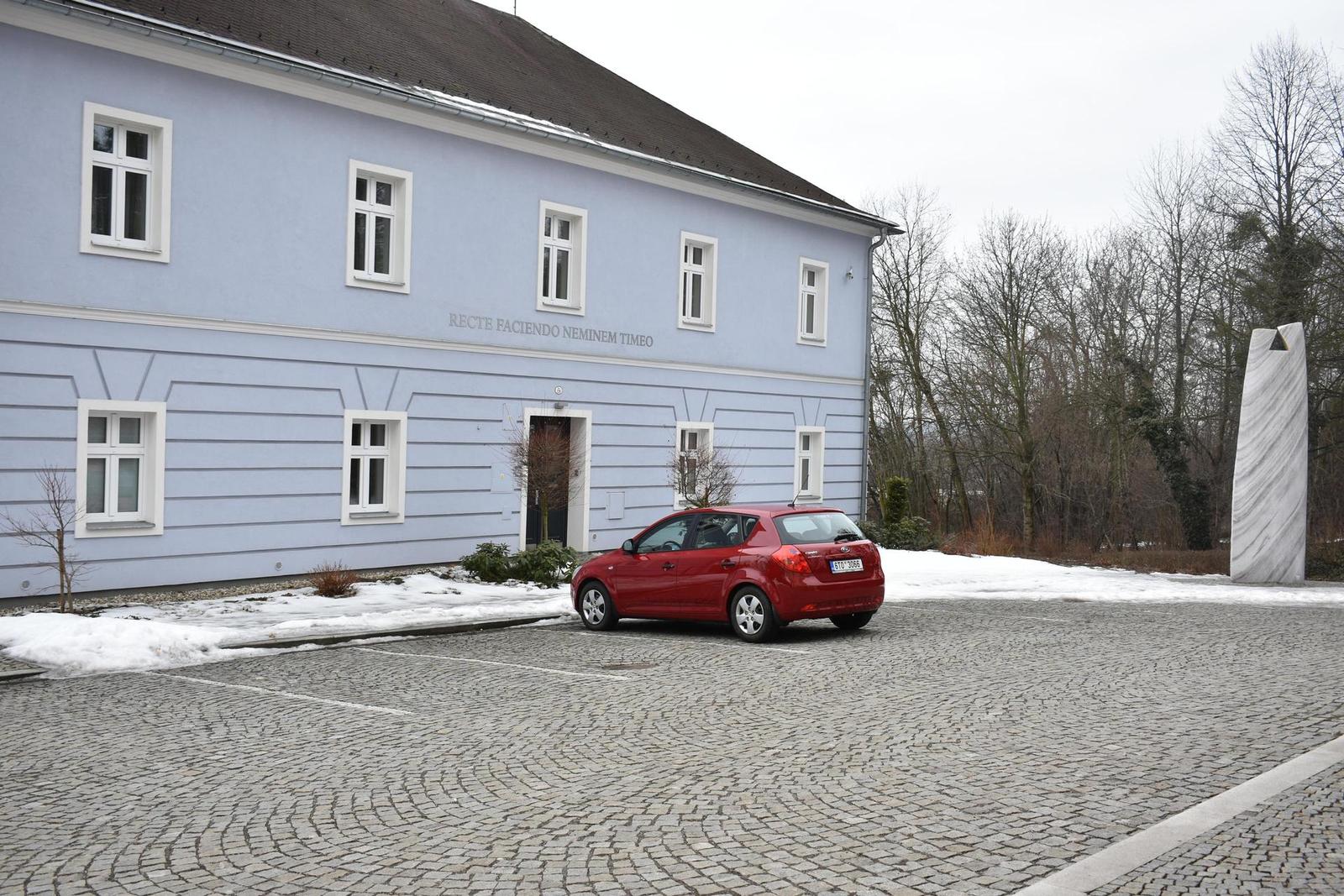 Nikon AF-P NIKKOR 18-55mm f/3.5-5.6G VR