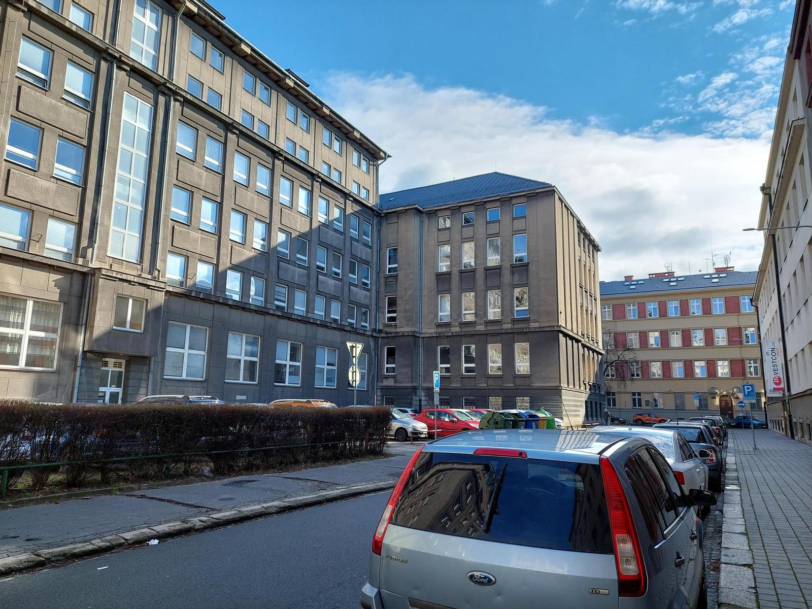 Samsung Galaxy A52s 5G: populární univerzál