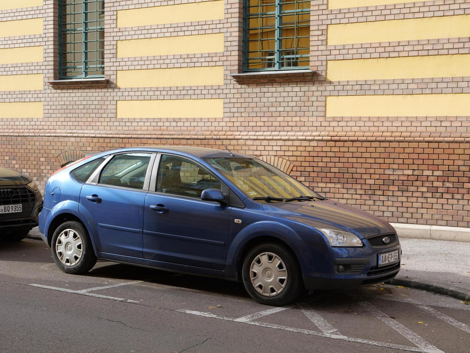 Panasonic Lumix G9 II: foťák pro fotografy, který potěší i kameramany