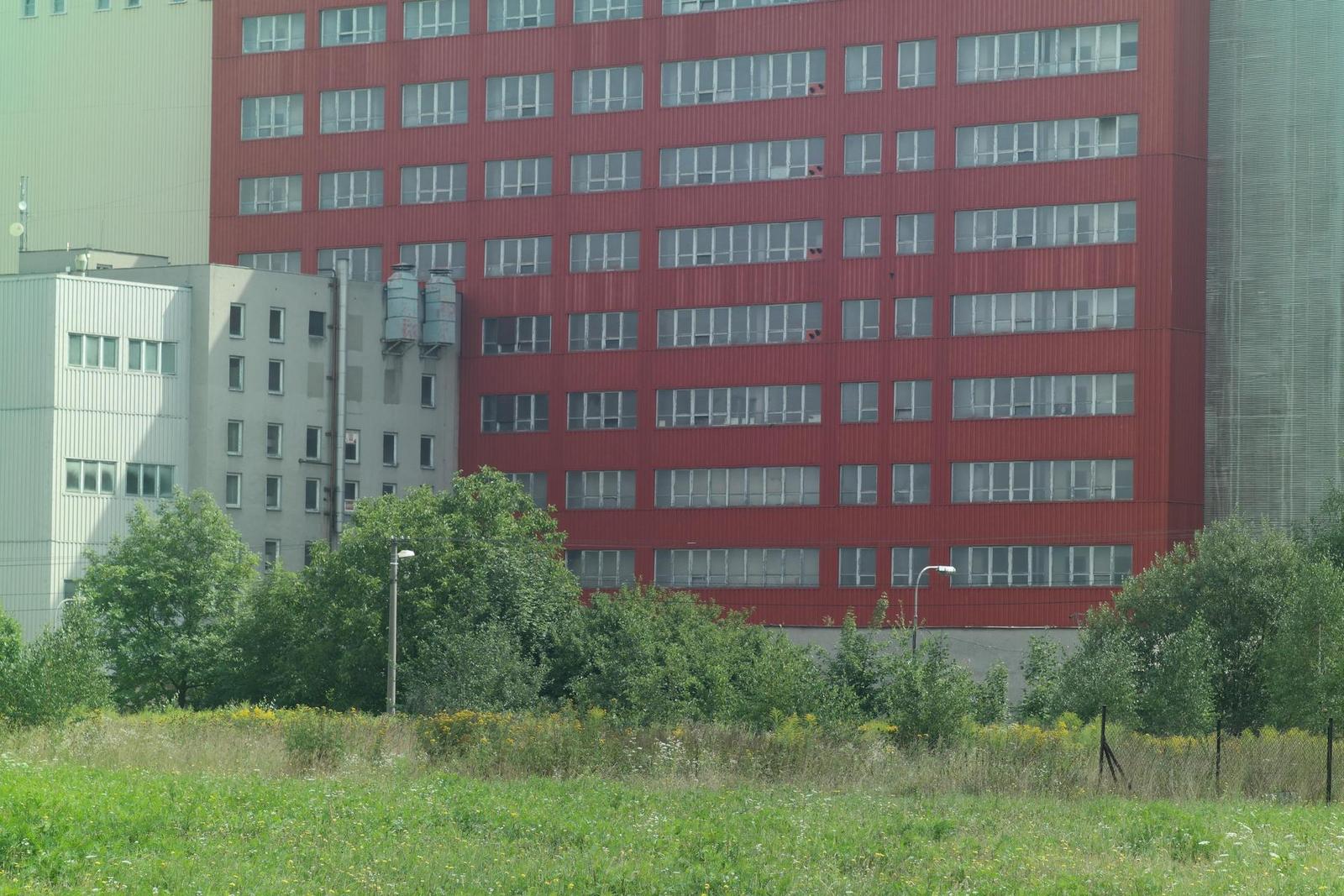 Jupiter-9 85mm F2.0 (M39)