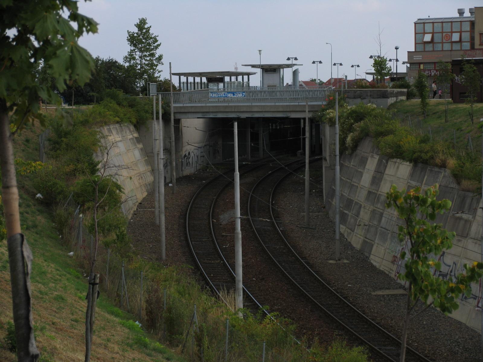 Canon PowerShot Pro1: Těžký profík