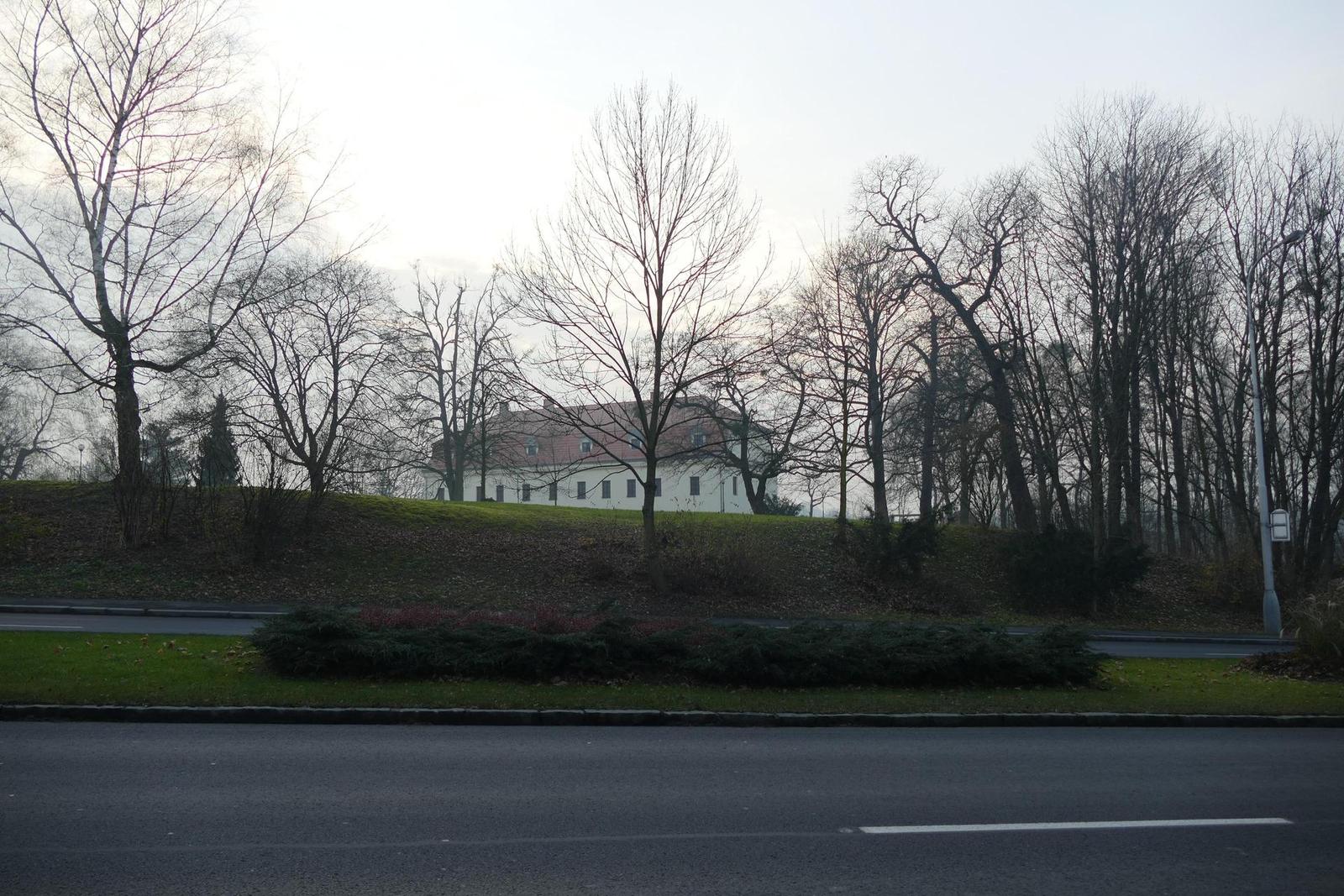 Panasonic Lumix FZ1000: legenda je zpátky