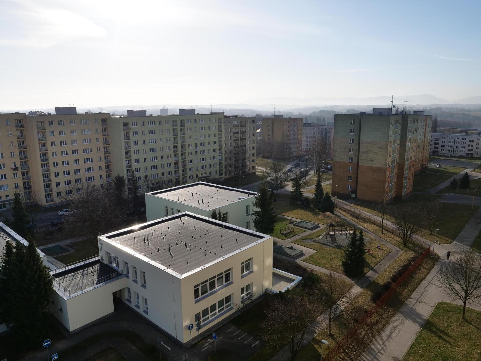 Panasonic Leica DG Vario-Elmarit 12-60mm / F2.8-4.0 ASPH. / Power O.I.S.