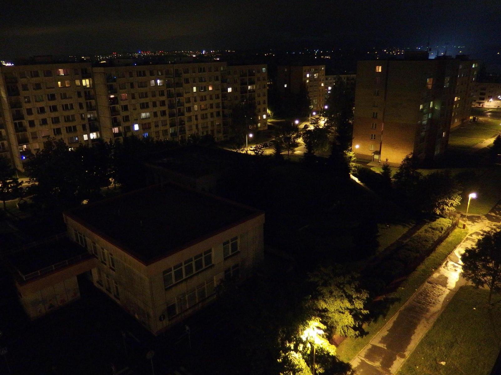 Olympus Stylus XZ-10: to nejlepší z 1/2,3"