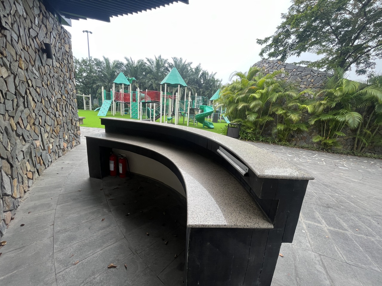Công viên khủng long- CAFE2 - Vinhomes Riverside