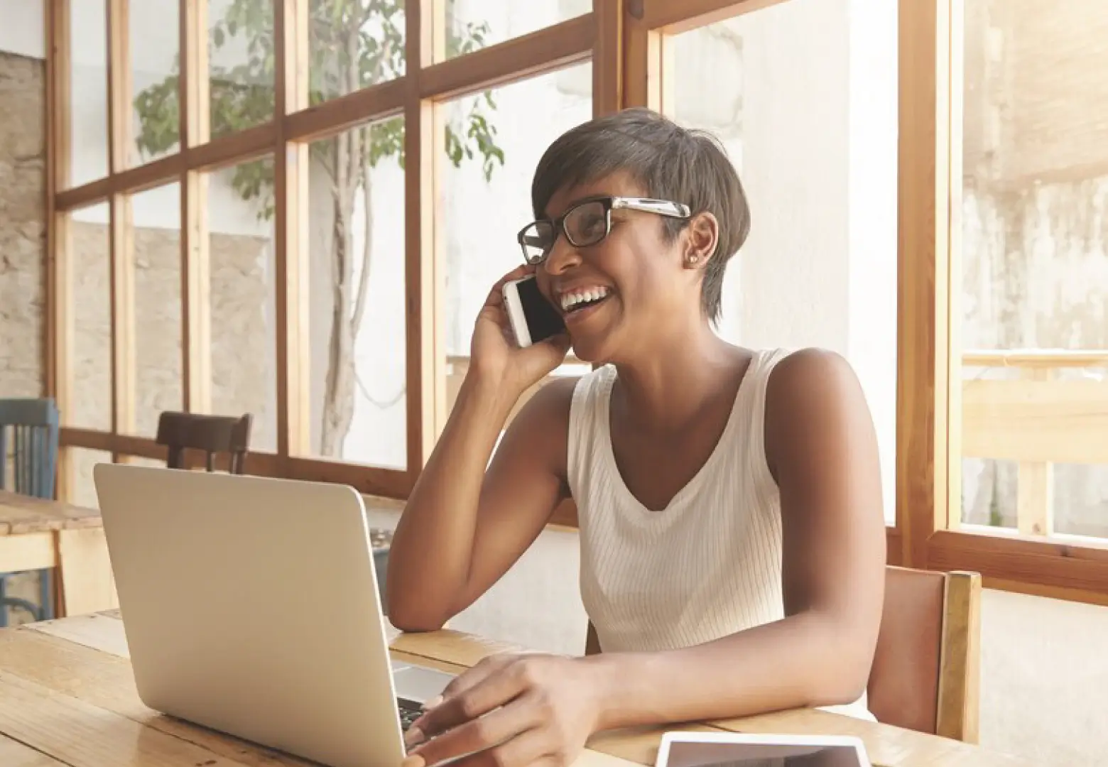 Degravação e transcrição de áudio: entenda a diferença entre as tecnologias