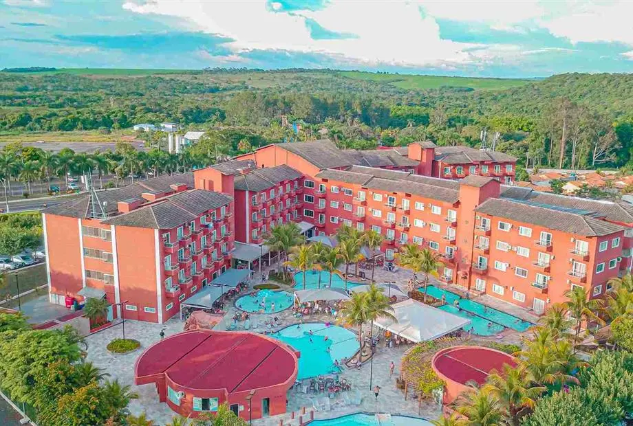 Imagem do hotel principal do Grupo Lagoa Parque Hotéis