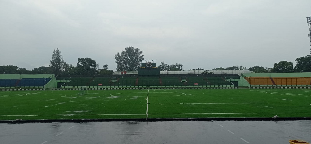 cuaca-buruk-persib-batalkan-latihan