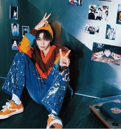 into1-santa-rilis-single-terbaru-im-from