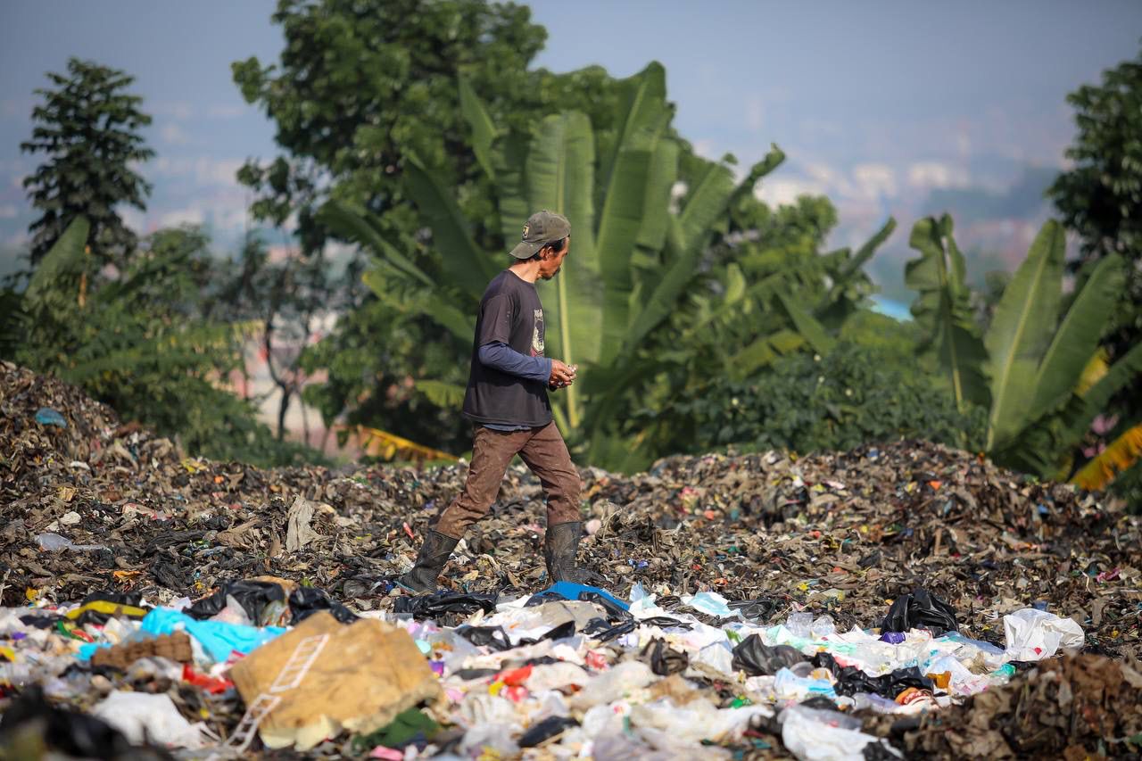 bandung-tak-punya-tpa-status-darurat-pun-ditolak-ini-jurus-baru-farhan