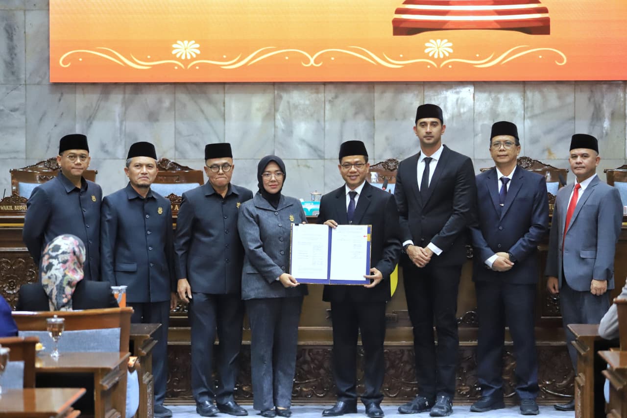 DPRD Setujui Dua Raperda Strategis, Pemkab Bandung Siapkan Perubahan Struktur Organisasi dan Pertanggungjawaban APBD 2025