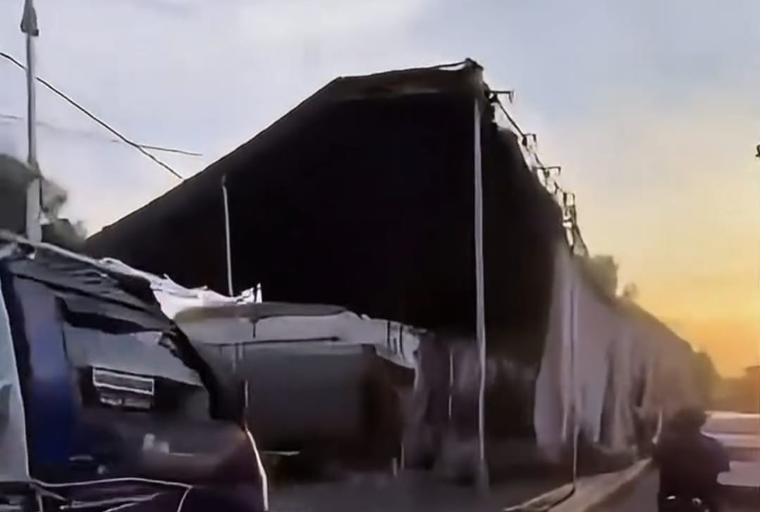KDM Murka! Tenda Hajatan Nekat Tutup Jalan Provinsi di Kabupaten Bandung, Perintah Bongkar Langsung Meluncur