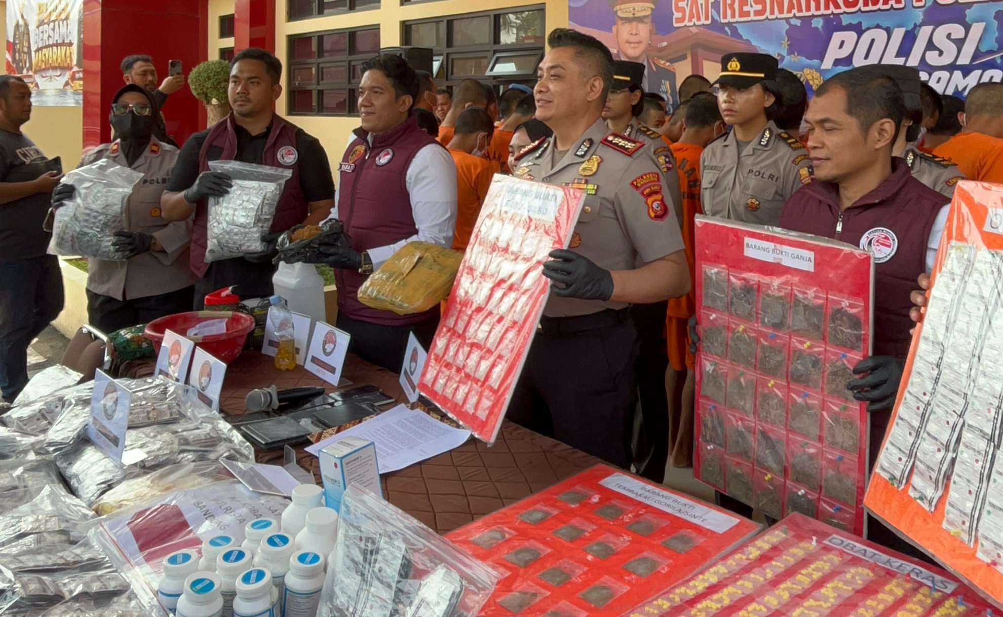 Polresta Bandung Ungkap 50 Kasus Narkoba Selama Operasi Antik Lodaya 2026, 52 Tersangka Diamankan