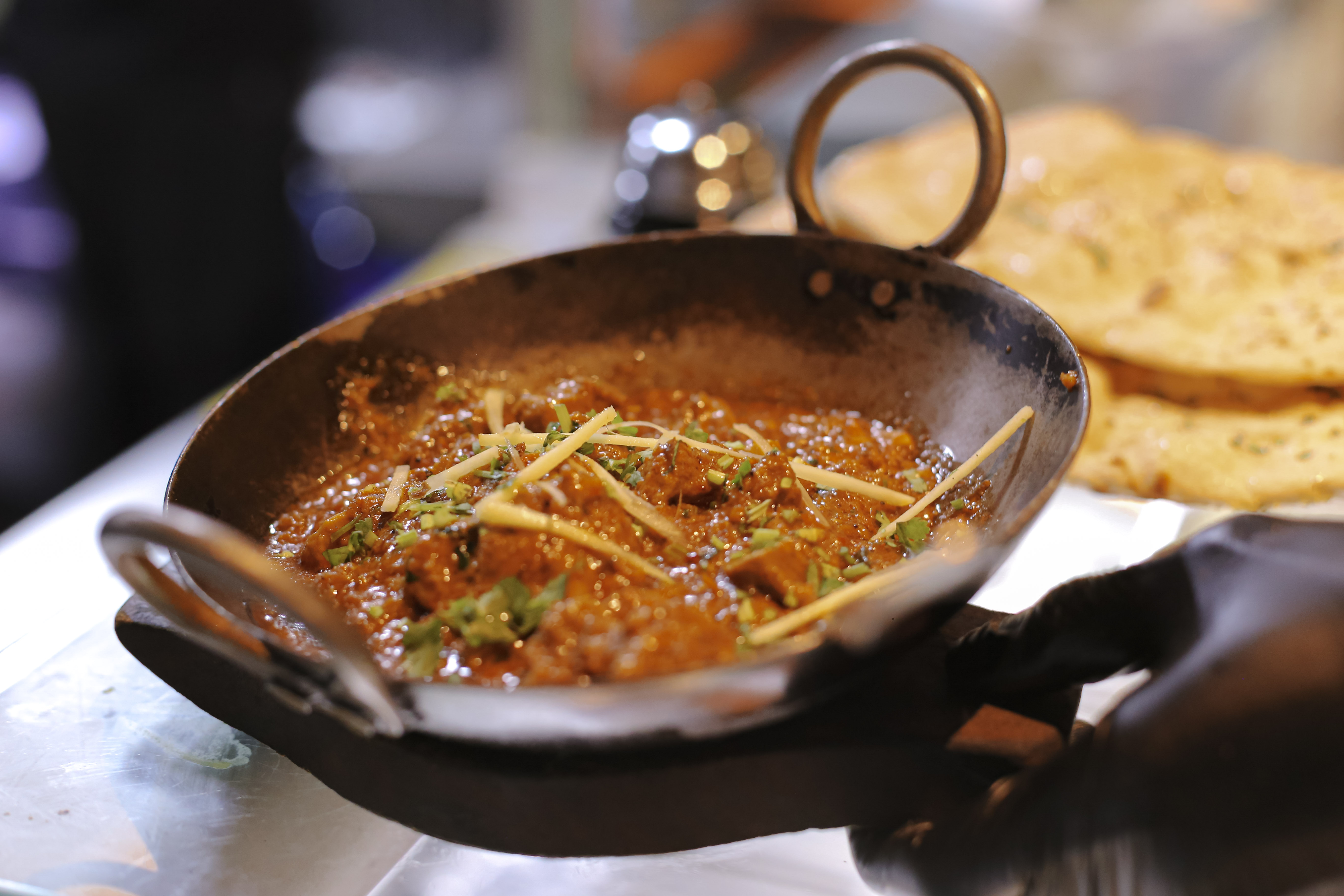 Where can I buy HMC halal chicken in London?