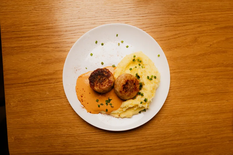 Minced Meat Patties with Mashed Potatoes and Pepper sauce