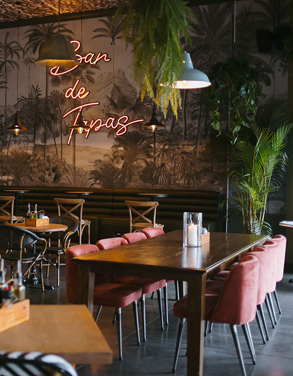 La Parada Olivedale Corner