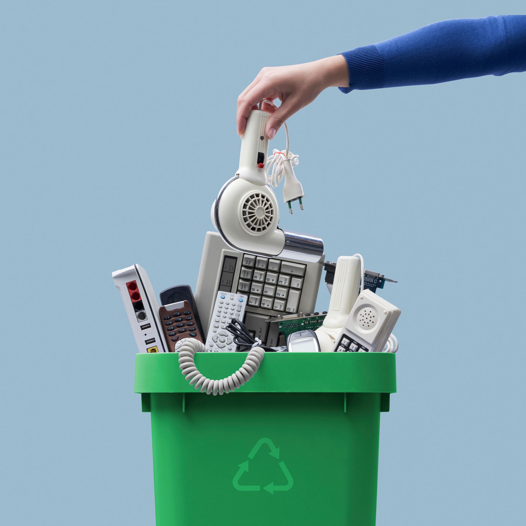 A Tower of Cable Waste, How E-Waste Can Affect The Environment 