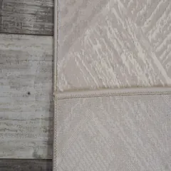 Atlas Modern Grey/Ivory Geometric Medium Pile Rug