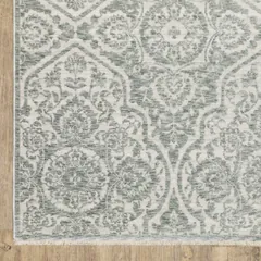 Echo Medallion Green/ Ivory Floral Cut Pile Rug