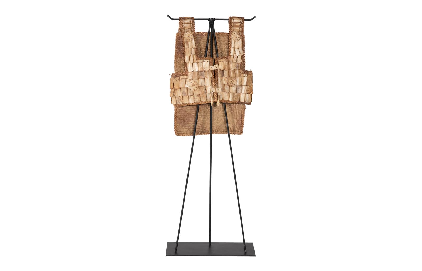 Sulawesi Armor, Pieces and Stands May Vary