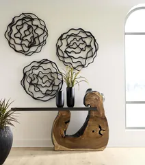 Vine Wall Flower, Black, Small