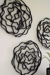 Vine Wall Flower, Black, Small
