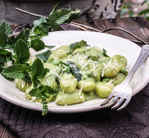 minted pea pesto gnocchi 