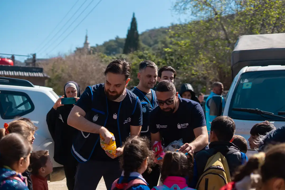 AHİ : Un Pont de Fraternité à travers le Monde pendant le Ramadan