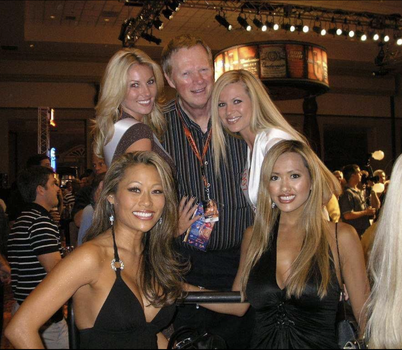 Owner Ron Rice & Miss Hawaiian Tropic Girls