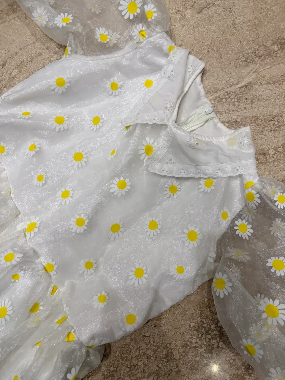 Custom top stitched by DIYO