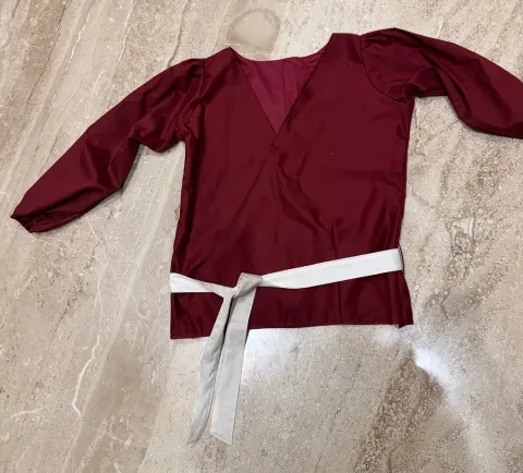 Custom plain top stitched by DIYO