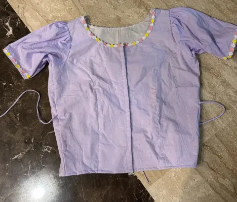 Custom top stitched by DIYO