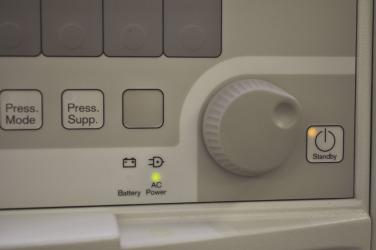 Fig. 25.4, Machine connection to alternating current (AC) power should be confirmed during pre-use checkout procedures. Abrupt system failure could occur during battery-powered operations.