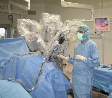 Figure 7.1, Transoral robotic surgery setting in the operating room.