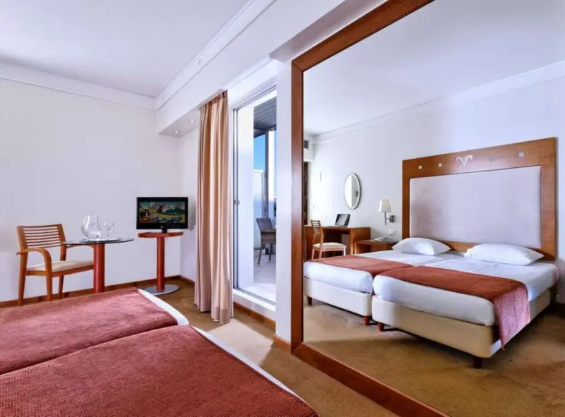 Atrion Hotel