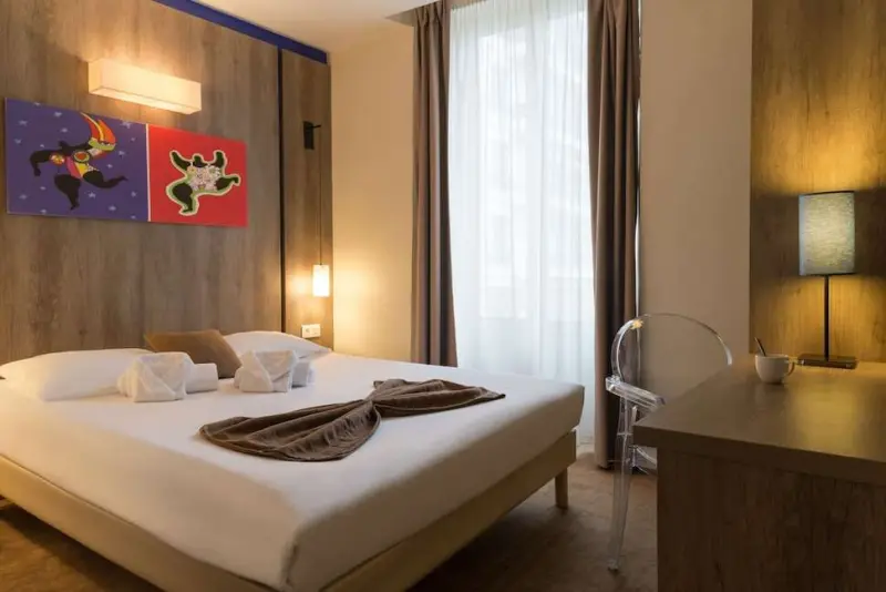 Hôtel Seize