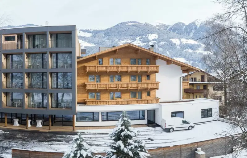 Kosis Sports Lifestyle Hotel
