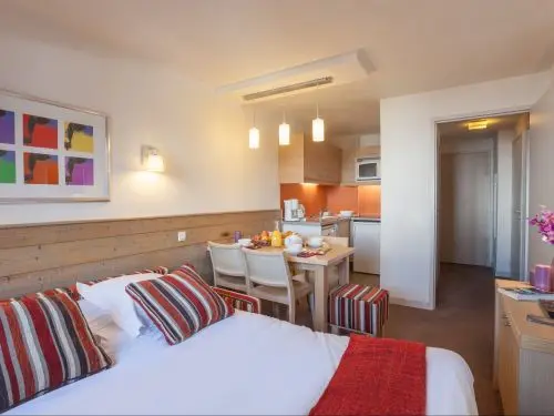 Résidence Les Gémeaux - Belle Plagne - Two-Bedroom Apartment 709 with Mountain View