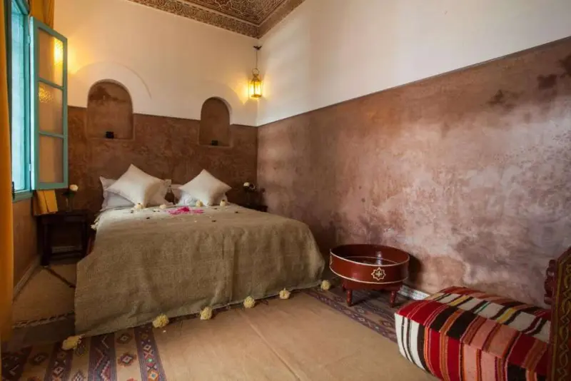 RIAD 111