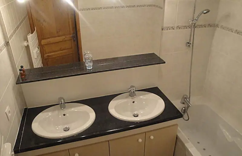 VAUJANYLOCATIONS- Chalet du Verney - Two-Bedroom Apartment
