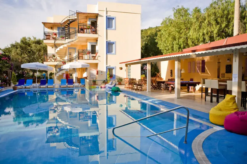 Merve Apartments