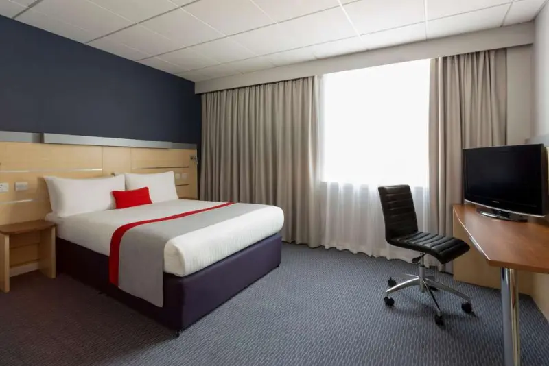 Holiday Inn Express Edinburgh City Centre by IHG