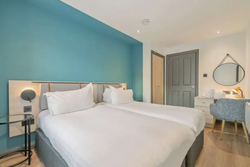 Holyrood apartHOTEL Serviced Apartments Edinburgh