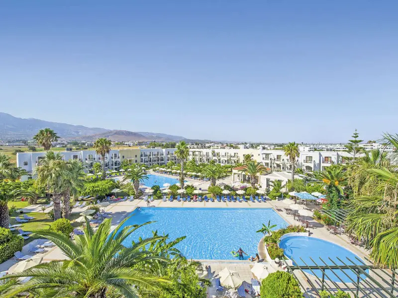 Tigaki Beach Hotel