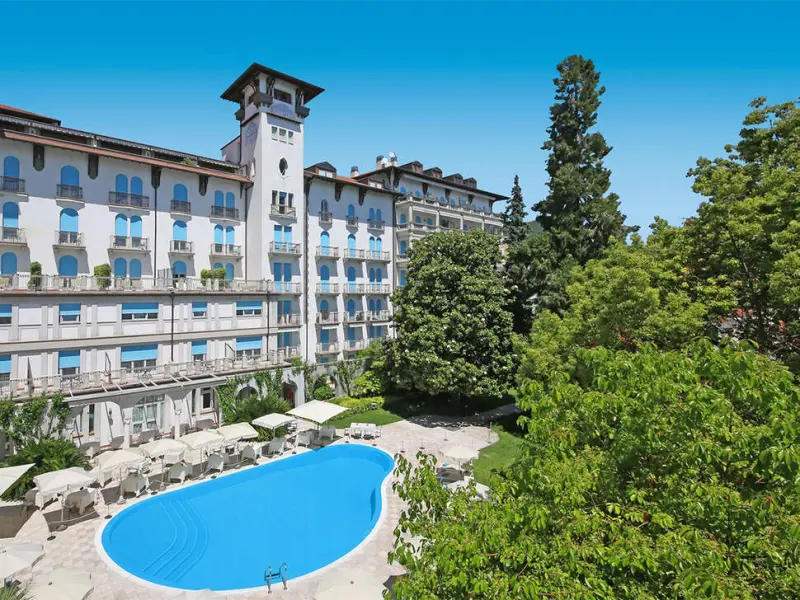 Hotel Savoy Palace