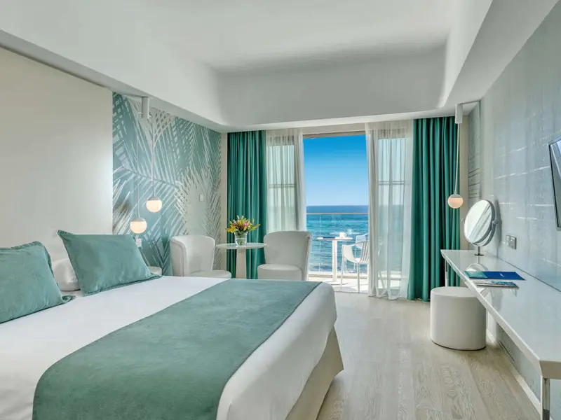 Ivi Mare by Louis Hotels
