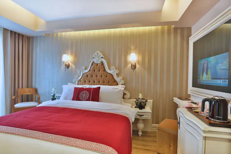Anthemis Hotel
