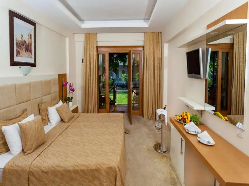 CLUB HOTEL BELPİNAR