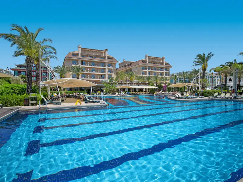 Crystal Family Resort & Spa