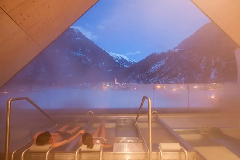 Aqua Dome
